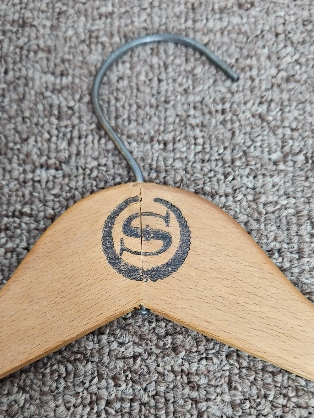 Vintage Sheraton Hotels & Motor Inns Logo Wooden Hanger in Natural Wood